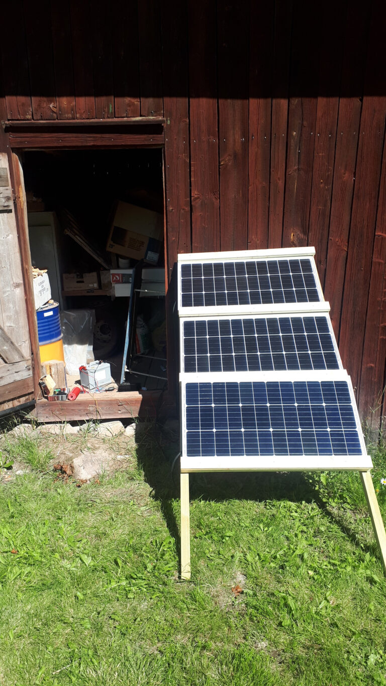 Wood frame for mounting off-grid solar panels